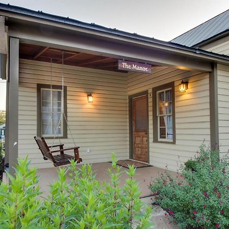 Wine Country Cottages On Main Fredericksburg Extérieur photo