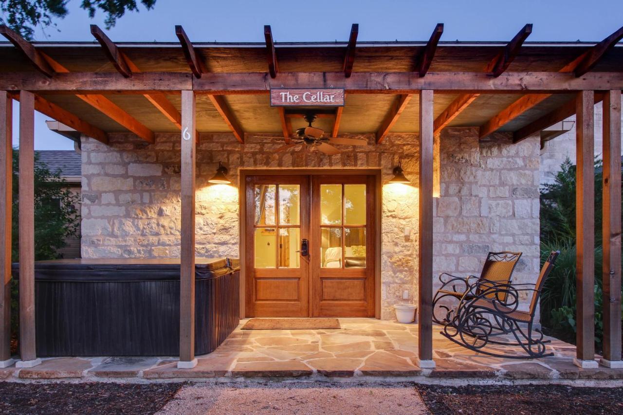 Wine Country Cottages On Main Fredericksburg Chambre photo